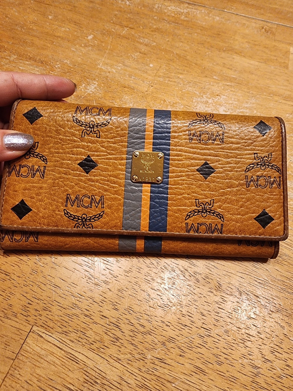 MCM Visetos continental wallet in cognac
